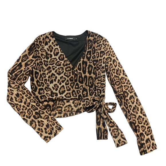 Valleygirl Tops - Leopard Print Long Sleeve Top Size M